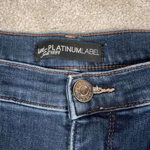 Lee Platinum Label Jeans Womens Size 30x32 Mid-Rise Classic Fit Straight Denim - Picture 3 of 13